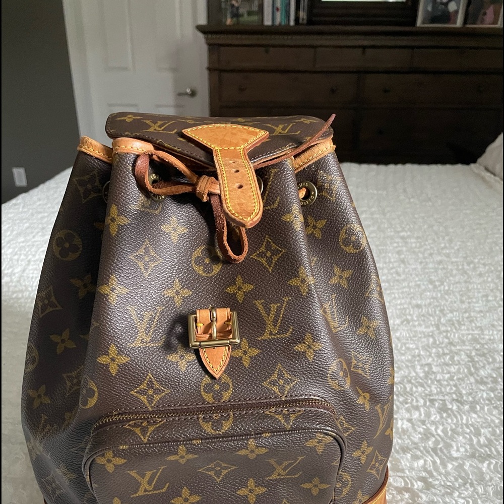 LV-authentic backpack- it’s a rare one!